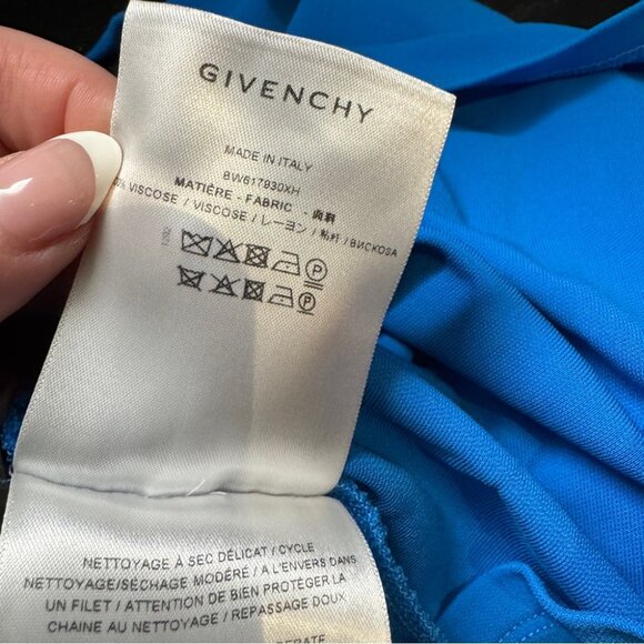 NWT GIVENCHY Draped Sleeveless Top in blue Size 36 - Picture 11 of 13